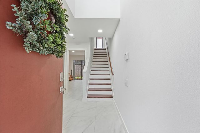 6935 Ardmore Street, Houston, TX 77054