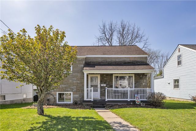 221 E Metzger Ave, Twp Of But Se, PA 16001