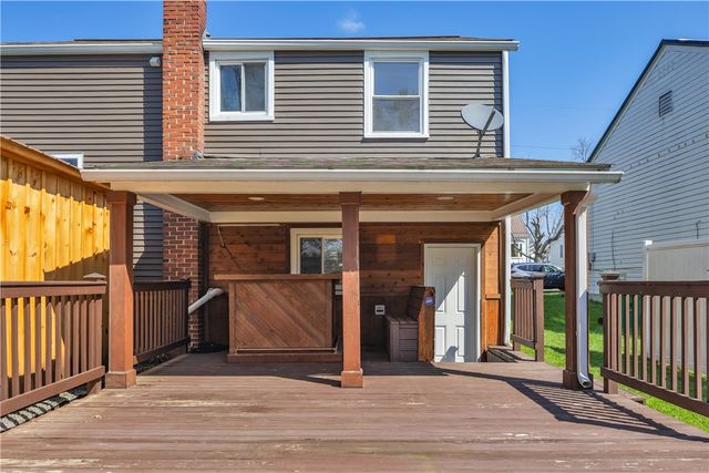 221 E Metzger Ave, Twp Of But Se, PA 16001