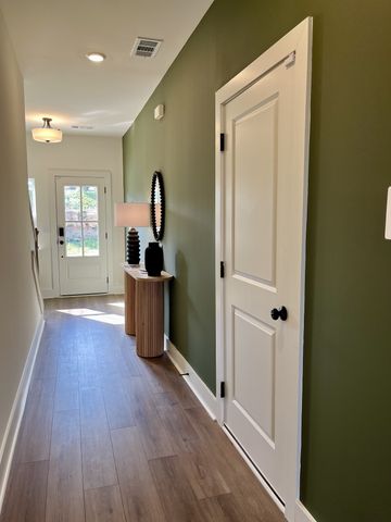 134 Valentine Aly, Nashville, TN 37218