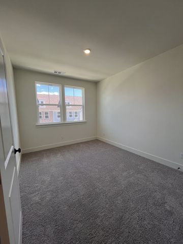 134 Valentine Aly, Nashville, TN 37218