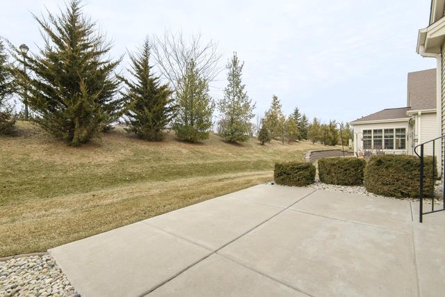 1145 Black Bear DRIVE, Mukwonago, WI 53149