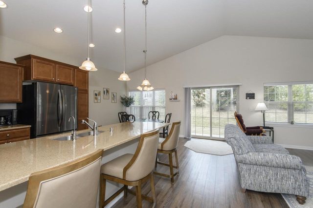 1145 Black Bear DRIVE, Mukwonago, WI 53149