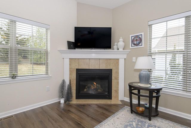 1145 Black Bear DRIVE, Mukwonago, WI 53149