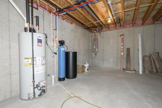 1145 Black Bear DRIVE, Mukwonago, WI 53149