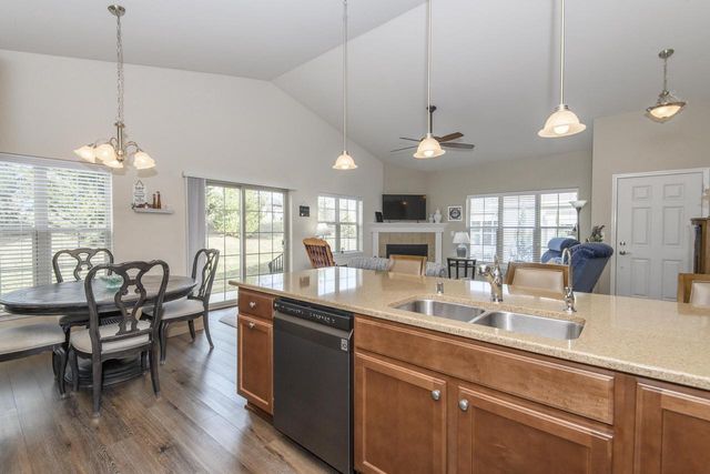 1145 Black Bear DRIVE, Mukwonago, WI 53149