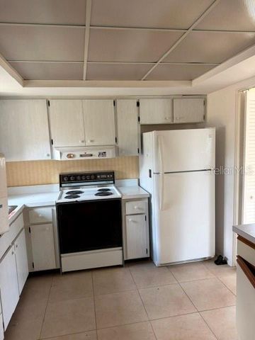 39 STRATHMORE BOULEVARD, Sarasota, FL 34233