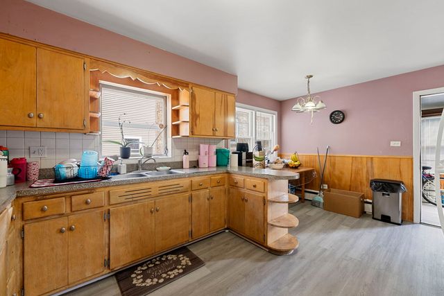 5706 N Saint Louis Avenue, Chicago, IL 60659