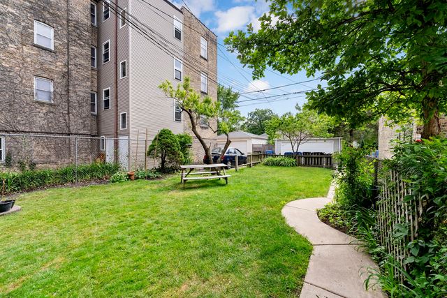 5706 N Saint Louis Avenue, Chicago, IL 60659