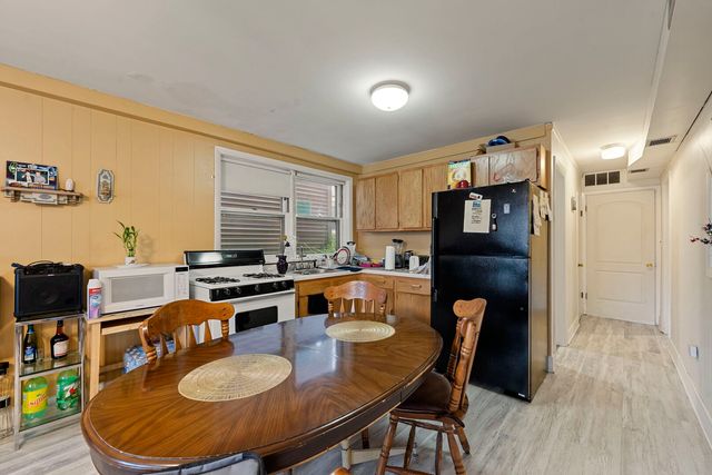 5706 N Saint Louis Avenue, Chicago, IL 60659