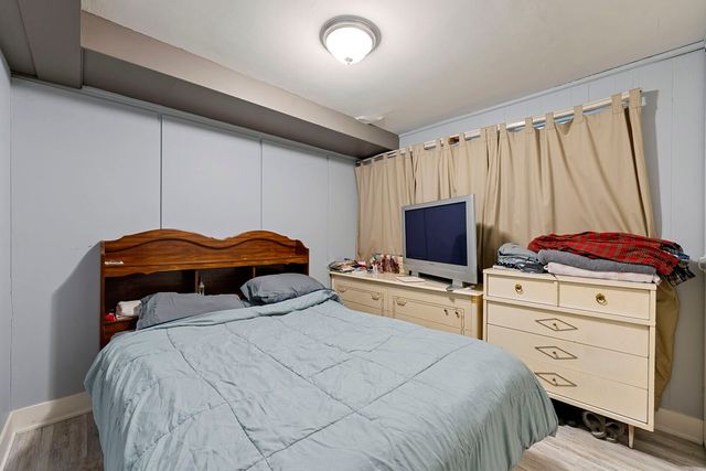 5706 N Saint Louis Avenue, Chicago, IL 60659