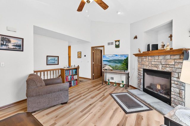 2832 E Somers COURT, Cudahy, WI 53110