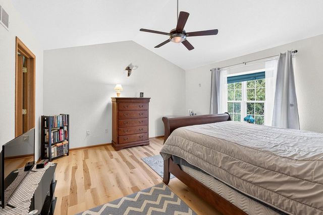 2832 E Somers COURT, Cudahy, WI 53110