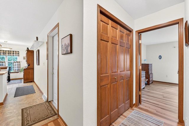 2832 E Somers COURT, Cudahy, WI 53110