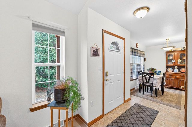 2832 E Somers COURT, Cudahy, WI 53110