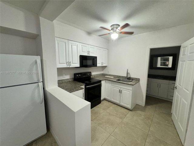 4381 Purdy Ln, West Palm Beach, FL 33406