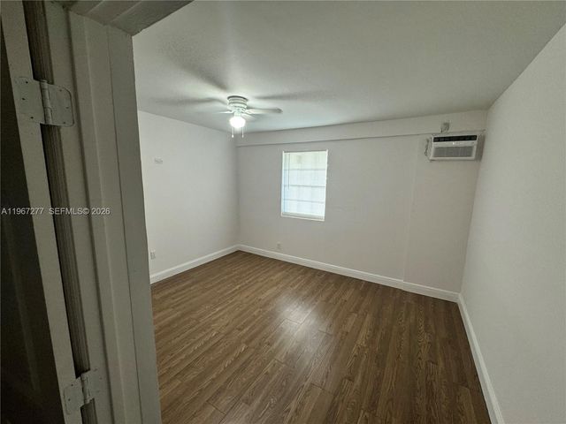 4381 Purdy Ln, West Palm Beach, FL 33406