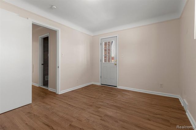 7801 Appoline Street, Dearborn, MI 48126