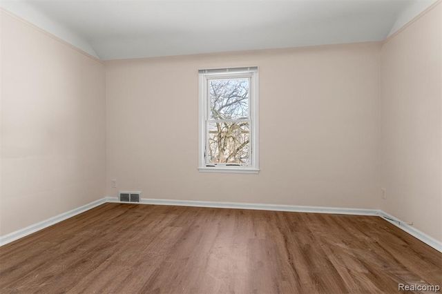 7801 Appoline Street, Dearborn, MI 48126