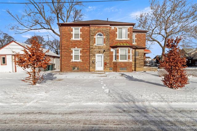 7801 Appoline Street, Dearborn, MI 48126