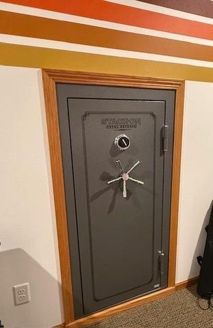 207 2nd Street NW, Freeport, MN 56331