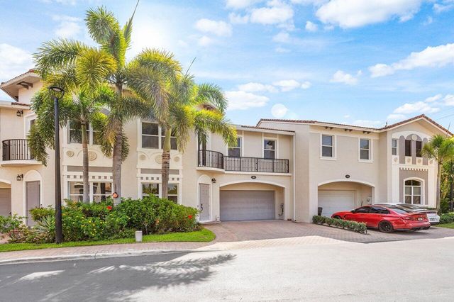 1875 Highland Grove Drive, Delray Beach, FL 33445