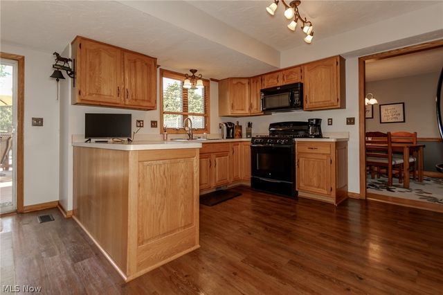 3195 Narrows Road, Perry, OH 44081