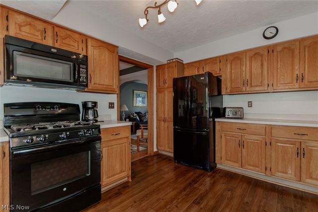 3195 Narrows Road, Perry, OH 44081