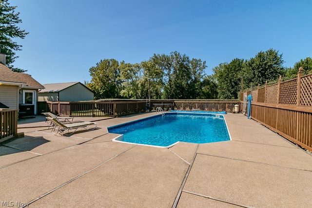 3195 Narrows Road, Perry, OH 44081