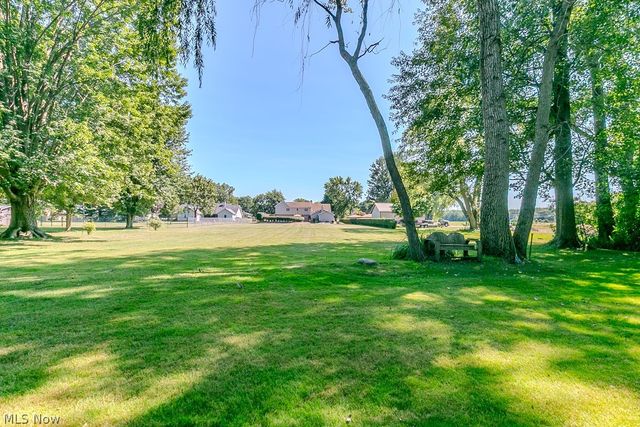 3195 Narrows Road, Perry, OH 44081