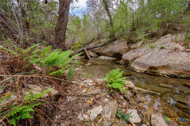 250 Mail Route Road, Fischer, TX 78623