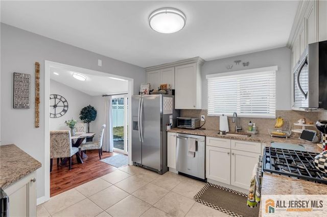 16 Twain Avenue, Old Bridge, NJ 08857