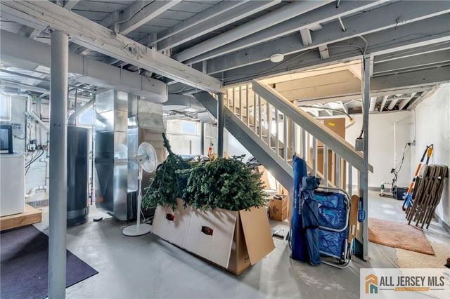 16 Twain Avenue, Old Bridge, NJ 08857