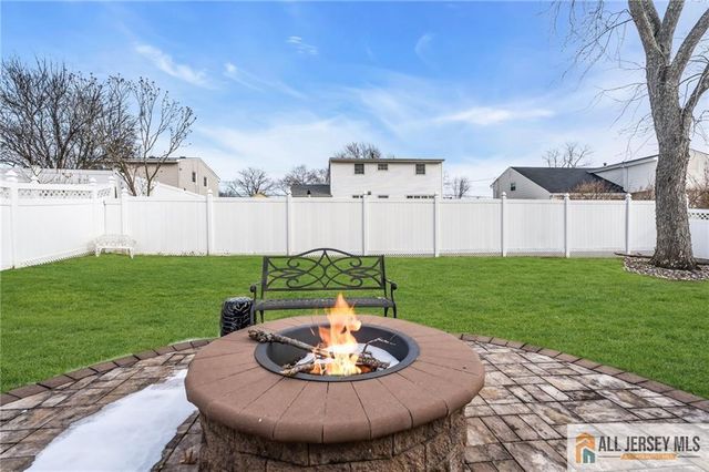 16 Twain Avenue, Old Bridge, NJ 08857