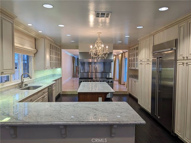 2257 Manning Avenue, Los Angeles, CA 90064