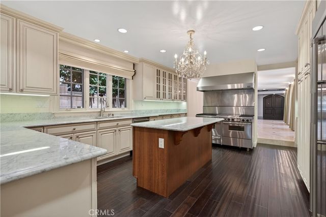 2257 Manning Avenue, Los Angeles, CA 90064