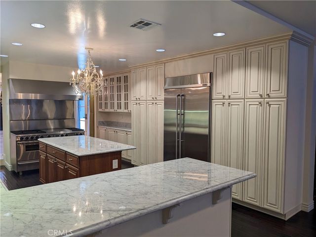 2257 Manning Avenue, Los Angeles, CA 90064