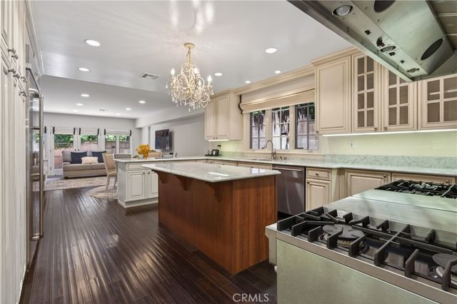 2257 Manning Avenue, Los Angeles, CA 90064