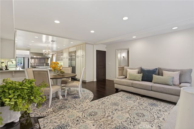 2257 Manning Avenue, Los Angeles, CA 90064