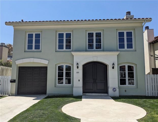 2257 Manning Avenue, Los Angeles, CA 90064