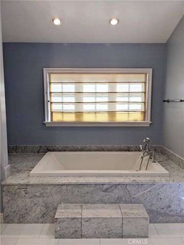 2257 Manning Avenue, Los Angeles, CA 90064