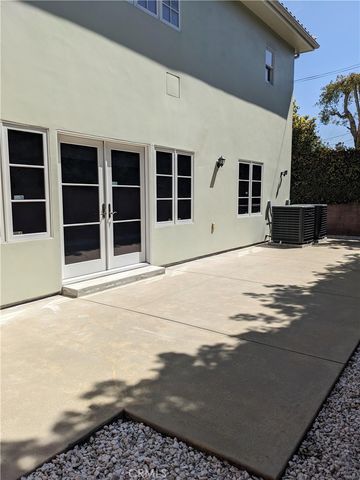 2257 Manning Avenue, Los Angeles, CA 90064