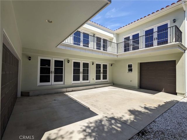 2257 Manning Avenue, Los Angeles, CA 90064