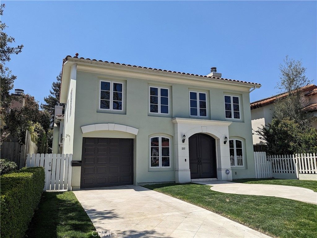 2257 Manning Avenue, Los Angeles, CA 90064