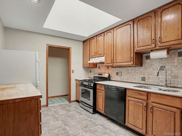 42 Kelly Ridge Road, Carmel, NY 10512