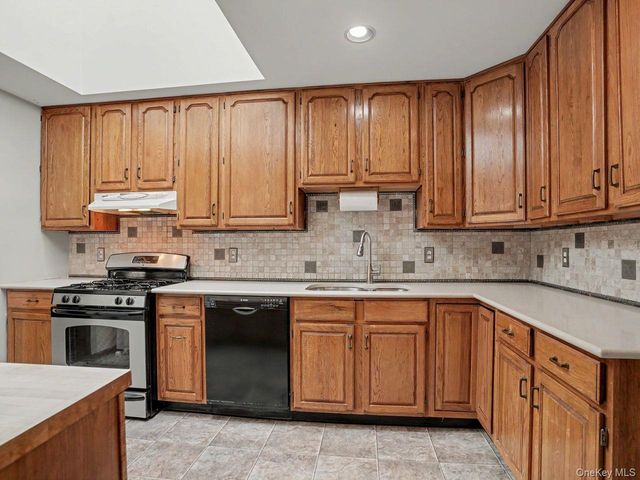 42 Kelly Ridge Road, Carmel, NY 10512