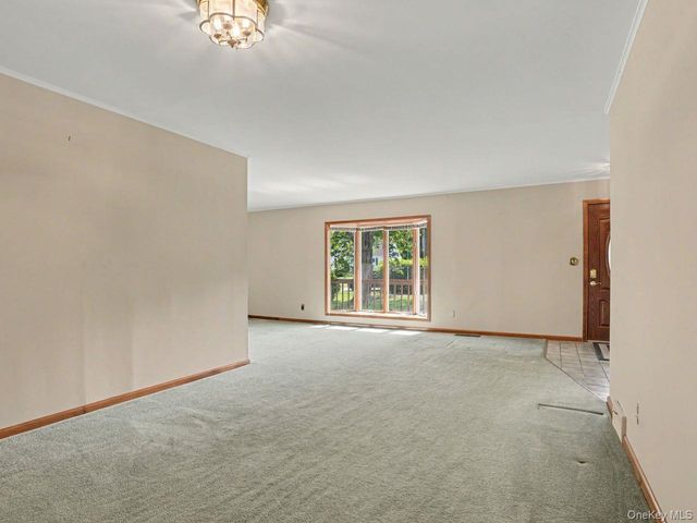 42 Kelly Ridge Road, Carmel, NY 10512