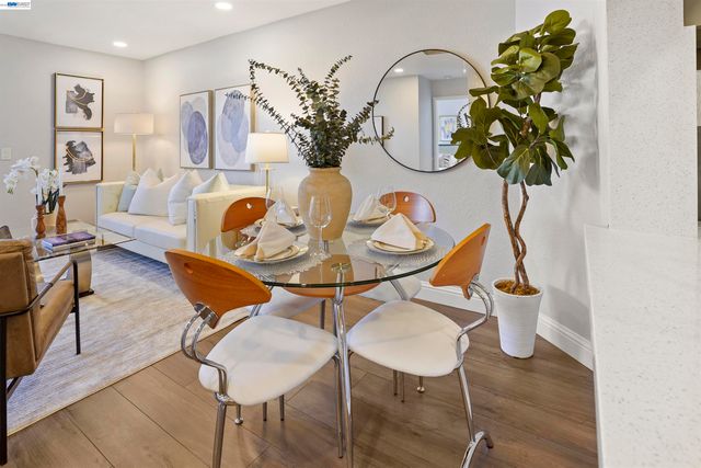 29300 Dixon St 106, Hayward, CA 94544