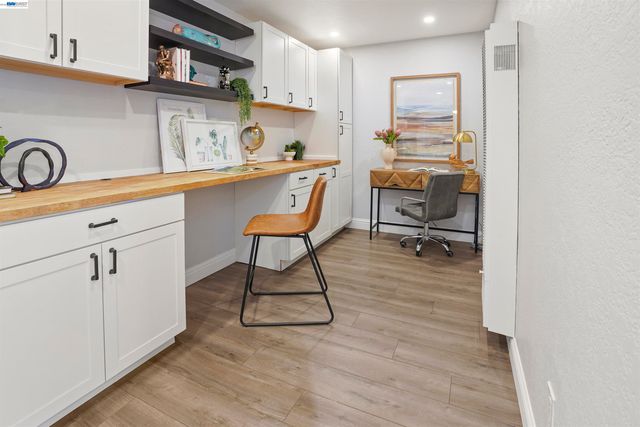 29300 Dixon St 106, Hayward, CA 94544