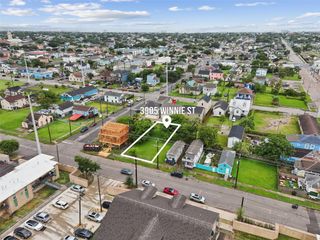 3905 Winnie Street, Galveston, TX 77550